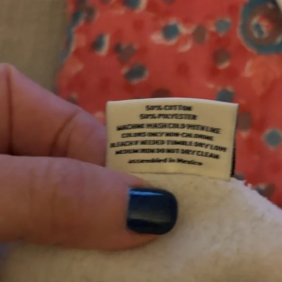 White Crew Neck Sweater/Sweatshirt - Picture 6 of 6